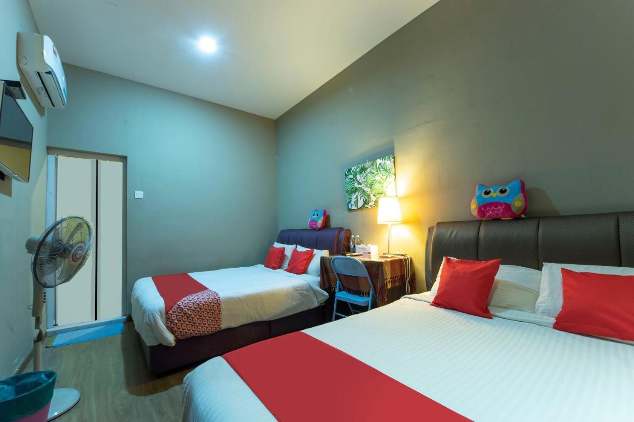 Oyo 90231 Hotel By The Park Plt Johor Bahru Exterior foto